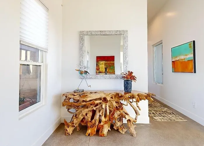 Sonoran Sunsets, A 3-suite Retreat *