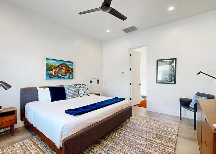 Sonoran Sunsets, A 3-suite Retreat * Scottsdale