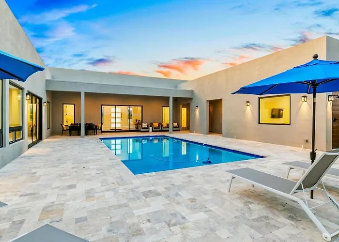 Sonoran Sunsets, A 3-suite Retreat Hébergement de vacances Scottsdale
